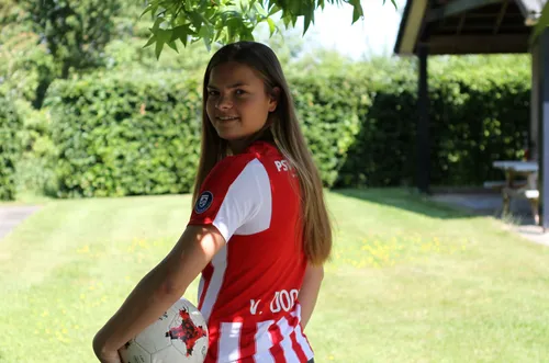 kayleigh van dooren vlak voordat ze in 2018 voor psv ging spelen