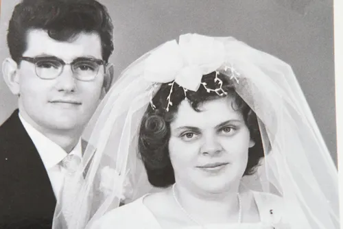 trouwfoto echtpaar hoeks dingen