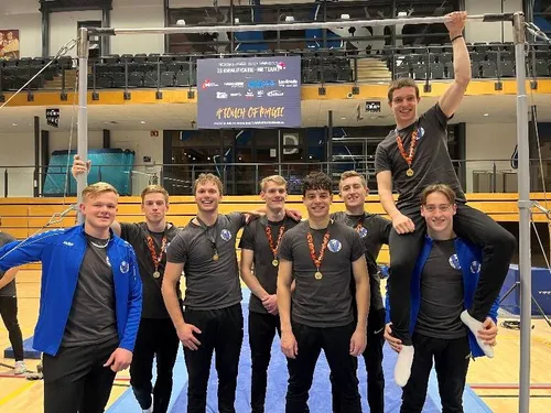 Voorwaarts-20122025-03