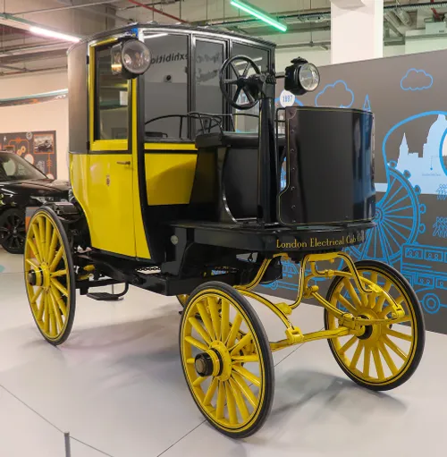 1897 bersey electrical cab front