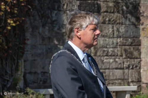 elbert roest en profile