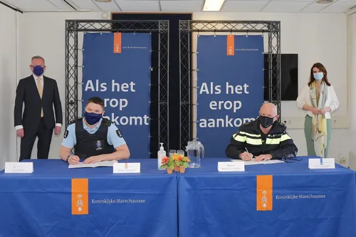 ondertekening kmar politie gezamenlijke huisvesting