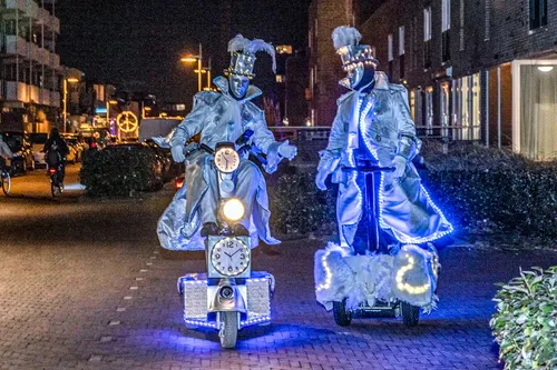 Straattheater onderdeel van de Lightwalk
