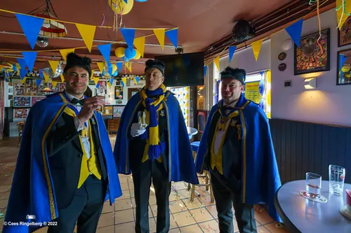 bezoek de rio bar en de klok 009