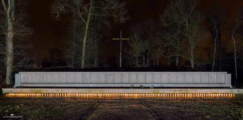 cr lichtjes fusilladeplaats vught 02 small