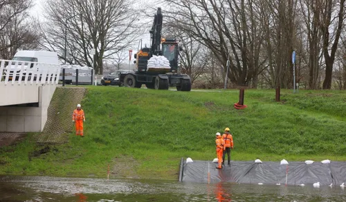 hoog water cromvoirt 5