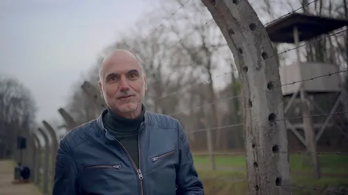 leo blokhuis in nationaal monument kamp vught 8 12 2020