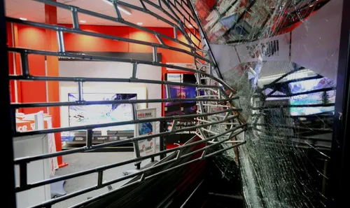 ramkraak media markt tinnegietersstraat den bosch 2