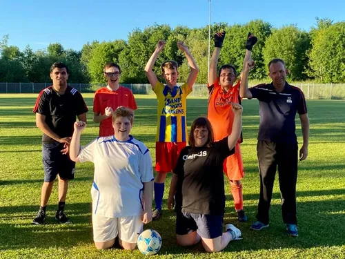 1e training g team a