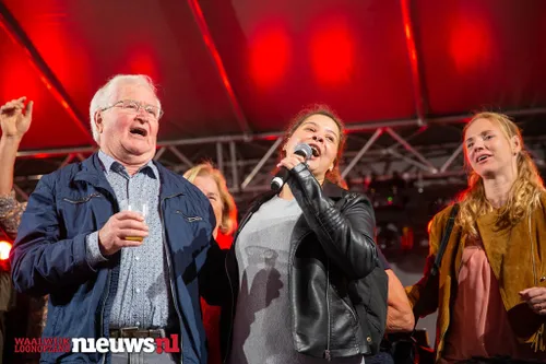 32933261377 879abe8ff1 b