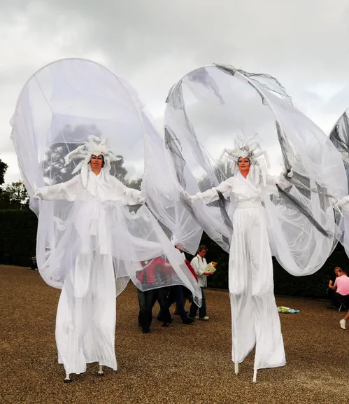 shalton theatre white dreams photo by totaal theater