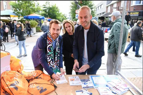Tijdens het GO Waalwijk Festival in september schreven de eerste deelnemers in, waaronder wethouders Timon Klerx en Sjors Slaats