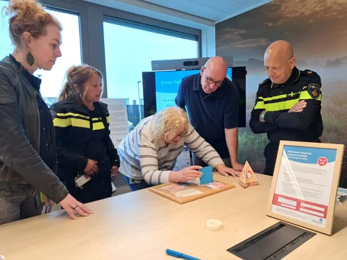 Ondertekening politieteam Langstraat