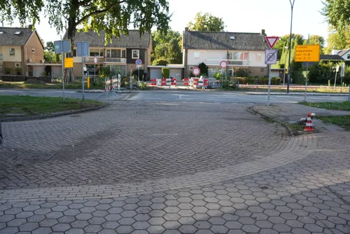 ERIK__HAVERHALS_SMALL_ERIK_HAVERHALS_AF221CA4-5C5C-4297-9AFF-59971E15F5F8