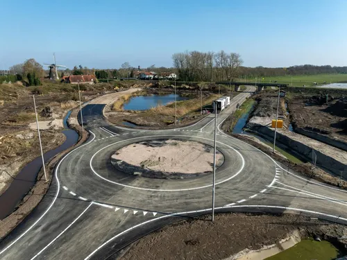 69c1338982c08565429988.autox1280.thumb.85