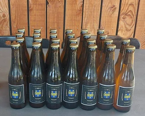 Het eigen gebrouwen koningsbier