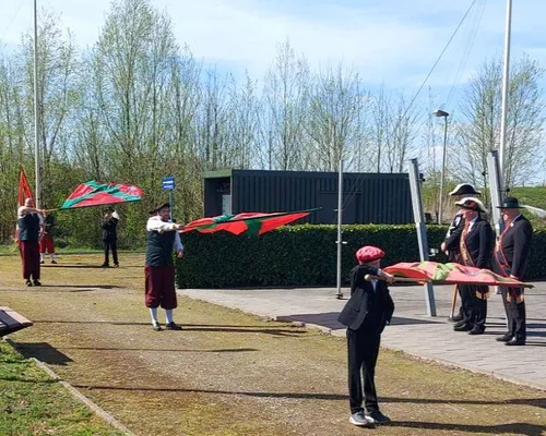 Vendelgroet aan de nieuwe Koning