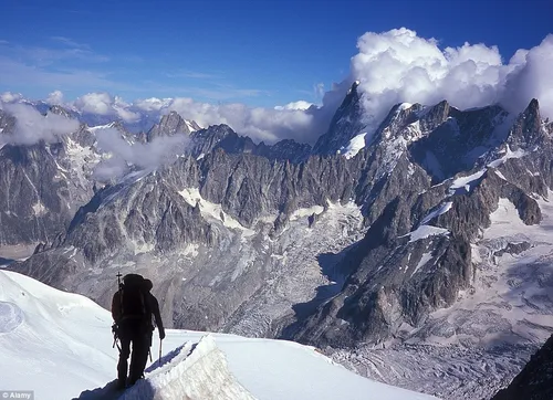 2648ea4400000578 0 image a 18 1425456271817