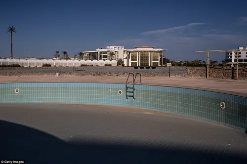 32d6bb8e00000578 0 image a 44 1459803553056