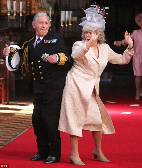 article 0 0ba0124e00000578 876 634x745