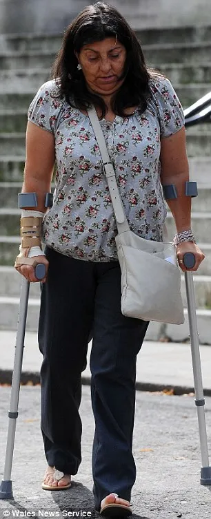 article 2028803 0d87844700000578 844 306x754