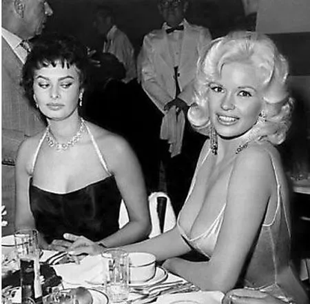 celebrity20stare20at20naughty20parts20281129