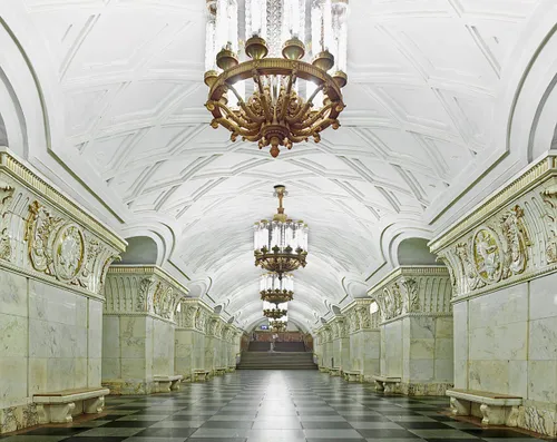 every night each of the stations are cleaned in depth there were usually maintenance crews waiting beyond the view of the frame while burdeny was shooting