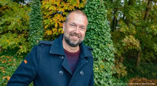 jeroen kijk in de vegte spreekt laatste eigen huis tuin in1590681378 584x322