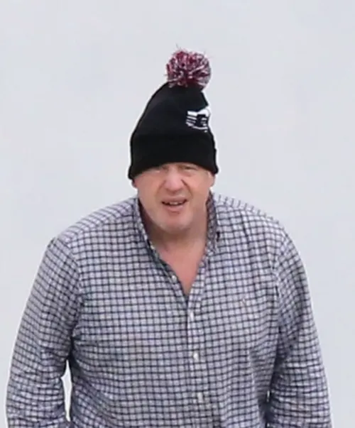 nintchdbpict000603231134 edited 584x704