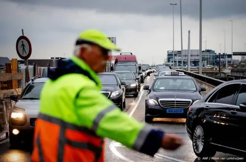 ov staking geeft taxichauffeurs klandizie1559024418 584x385