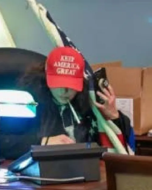 screenshot 24 584x731