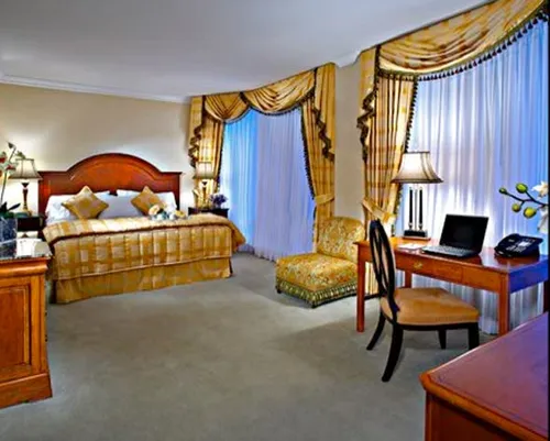 this is what one of the bedrooms looks like