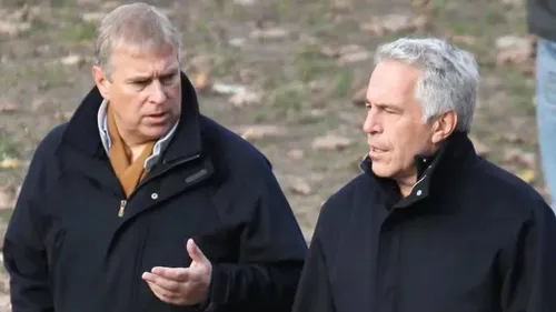 de-beruchte-foto-van-epstein-en-andrew-in-2010-in-central-park