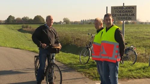 1 verkeersregelaars over de maas 1