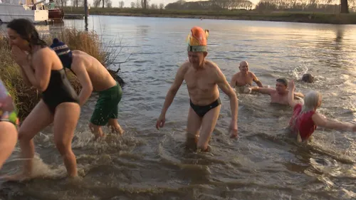 4 zwemtocht batenburg