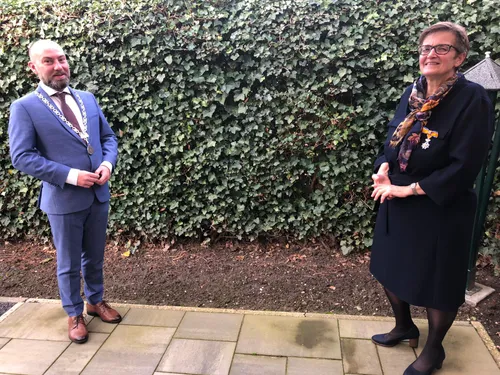 onderscheiding voor annelies van rijn