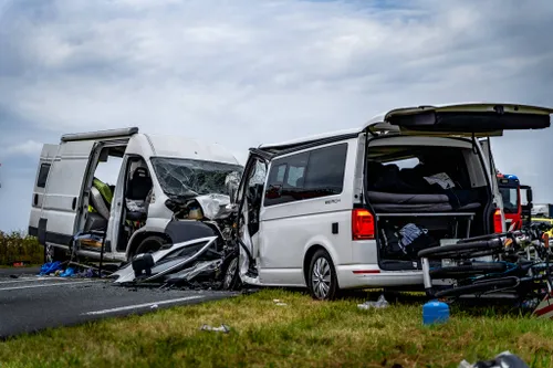 37103717-81eb-402b-9542-175f7196ecf4