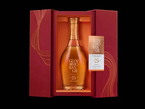 Glenmorangie The Altus 25 Year Old Single Malt whisky in box