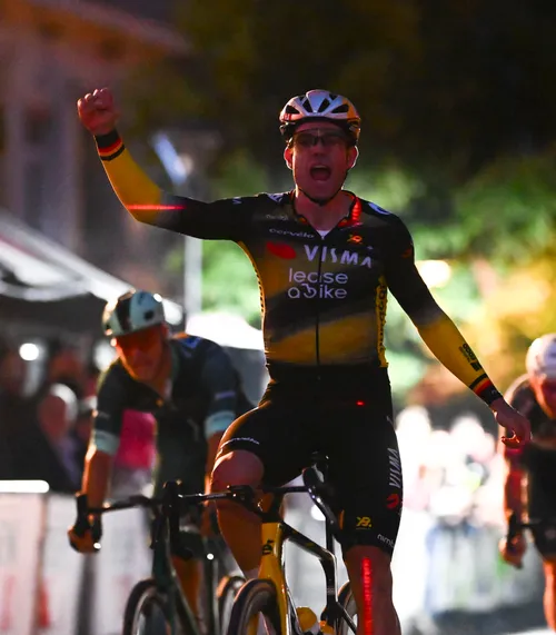 PHOTONEWS_11158734-110