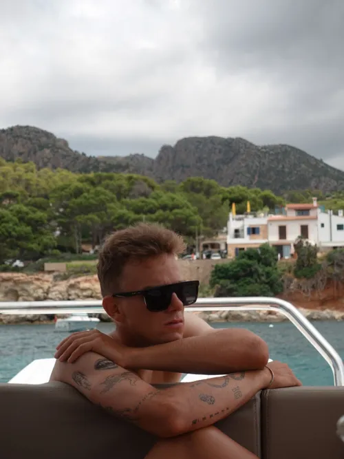 SnapInsta.to_528036963_18526685602024322_8296186455249056465_n