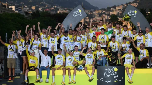 Moderne teams zoals UAE Team Emirates zijn onherkenbaar van de originele Grand Tour-selecties