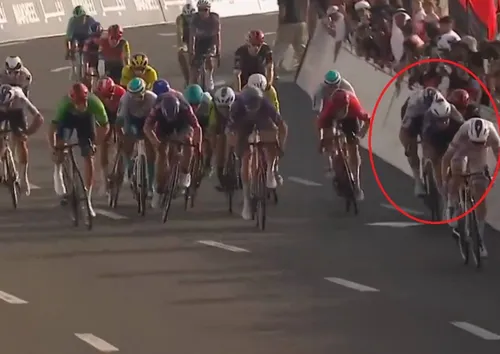 UAE Tour etappe 6, Danny van Poppel krijgt zijn tweede gele kaart