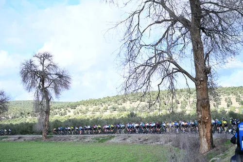 Beelden van de Clásica Jaén Paraíso Interior