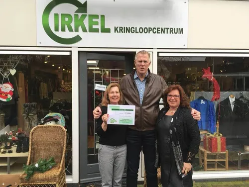 cirkel kringloop wijchen en ambulance wens 02