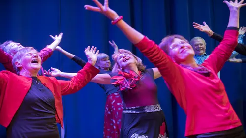 gouden dans in theater e28098t mozac3afek 2