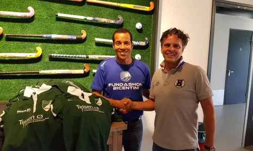 hockeyshirts mhc wijchen voor curacao 01