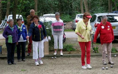 ladies jeu de boules 12