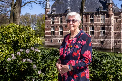 mevrouw loes van gils van hal landscape