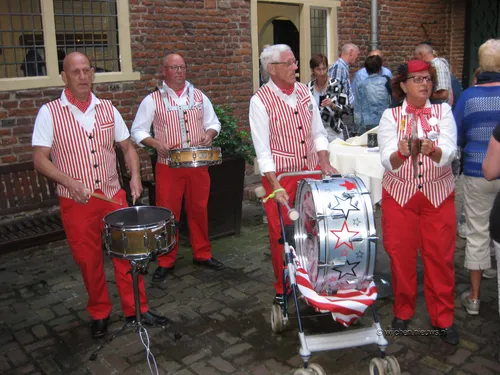 ontvangst wijchens vierdaagse lopers 2017 15