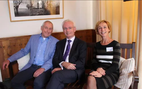 soamen op e28099n benkske 02